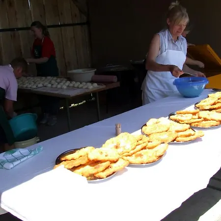 Turisticna Kmetija Dervaric