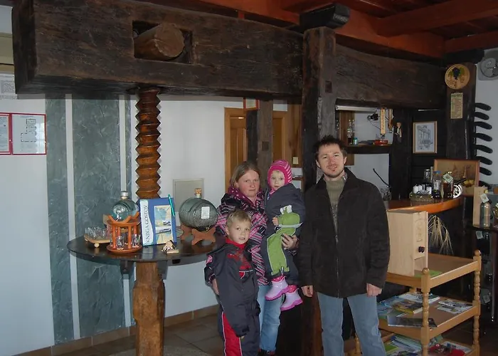 农家乐 Turisticna Kmetija Dervaric