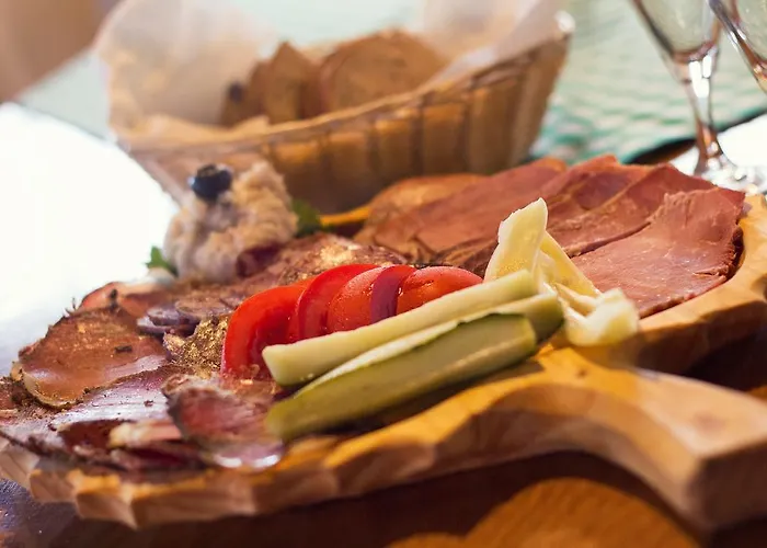 Turisticna Kmetija Dervaric 农家乐